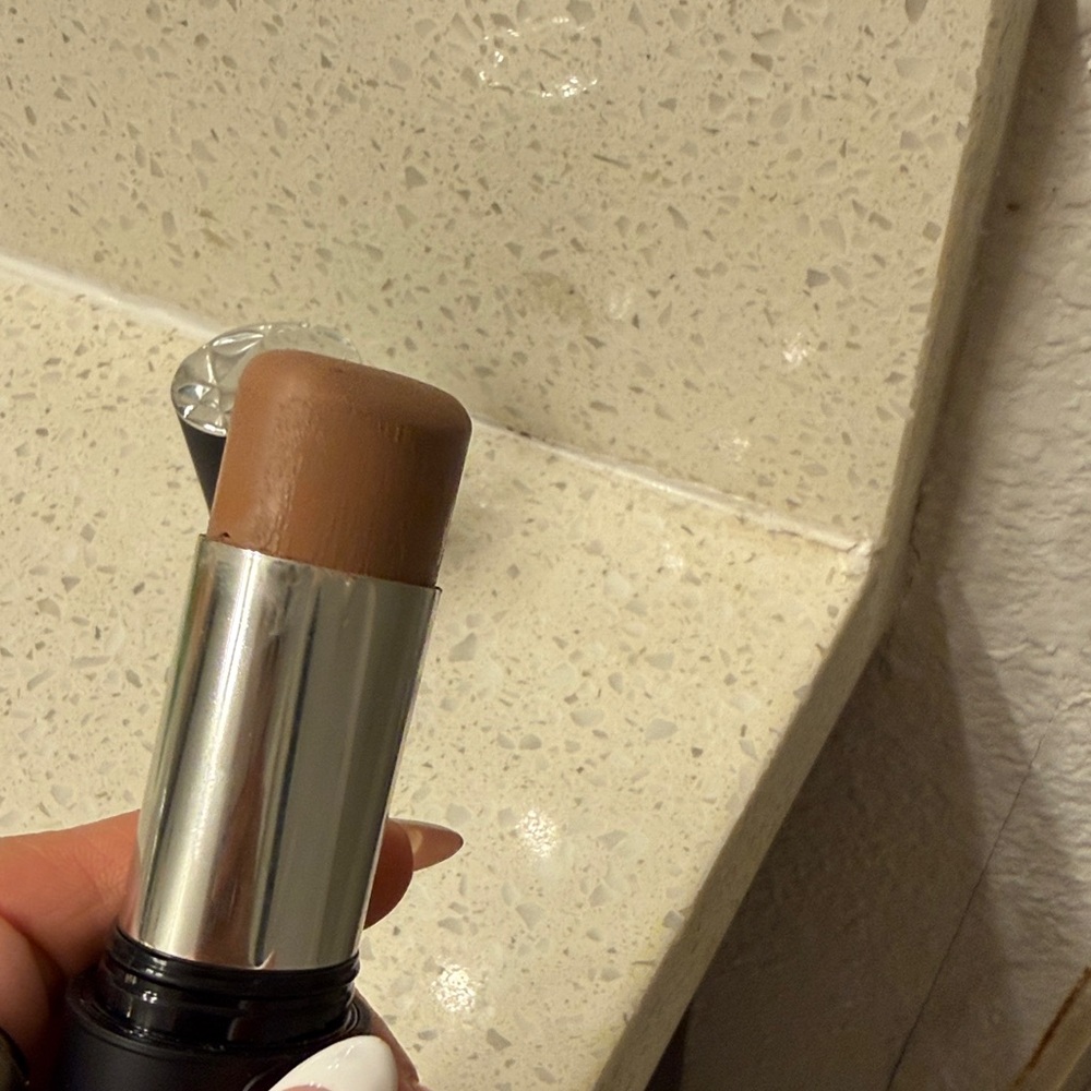 Dior Contour in Shade 01 - Picture 7 of 7